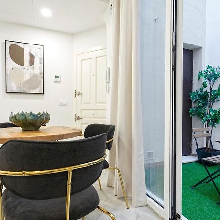 Genteel Home Feria Sevilla Bagian luar foto